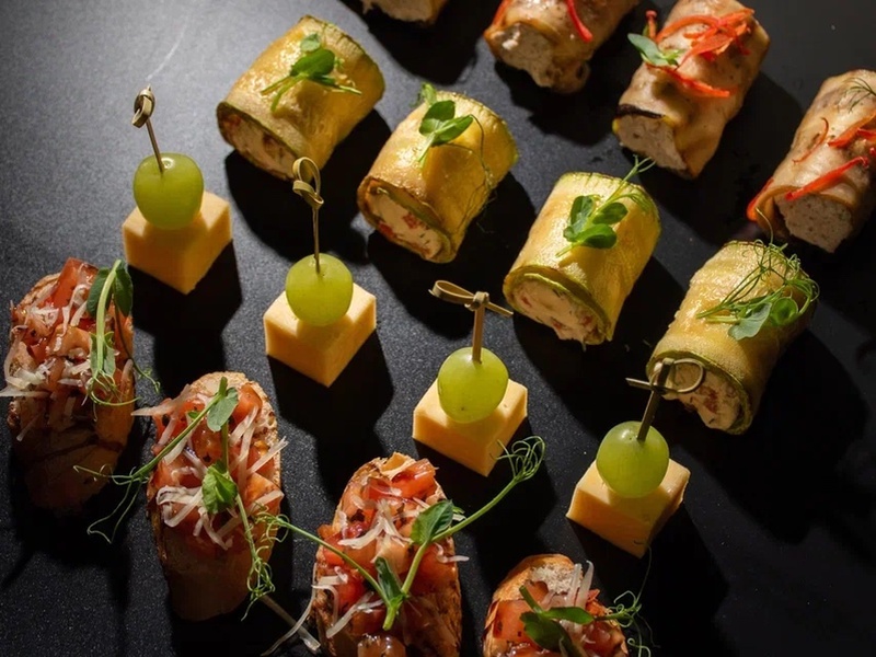 Фуршеты  - универсальный формат для любого праздника