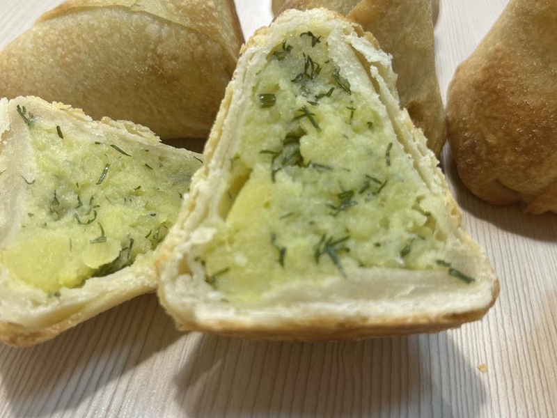 Пирожок крученый с овощной начинкой